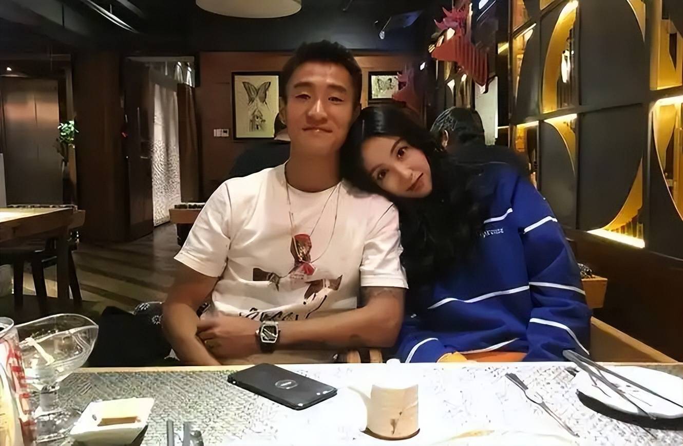 关于祸不及家人！媒体人：球迷需要引导形成积极的竞争文化的信息